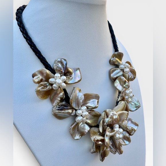Floral Freshwater Pearl and Mother of Pearl Shell Statement Necklace - Picture 7 of 11